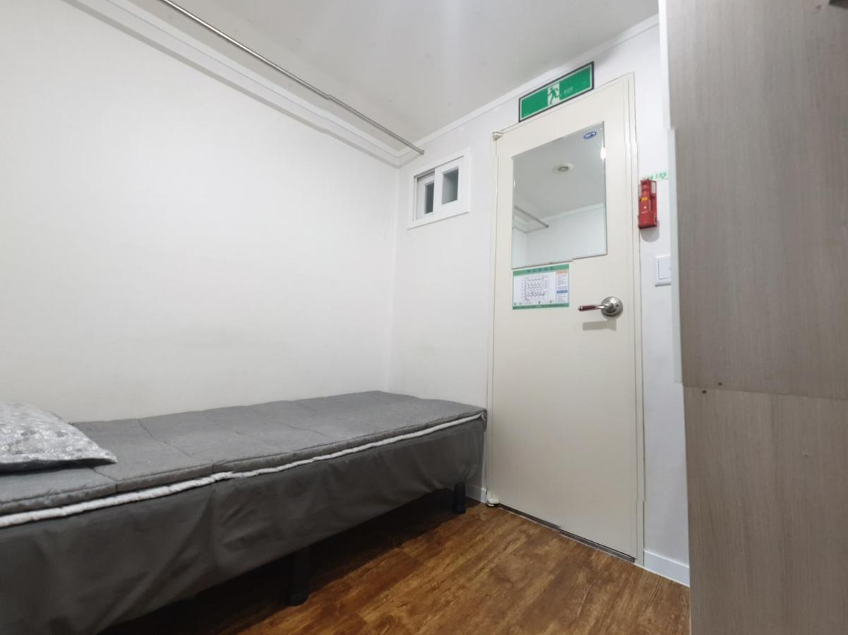 Single House Hotel Сеул Екстериор снимка